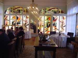 Creation vitraux dre hotel restaurant " LA BELLE ...