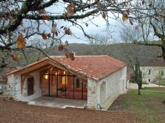 Reconstruction d'une ancienne grange transformée ...