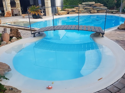 Rénovation d'une piscine coque polyester - après